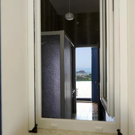Holiday home Sole Mare - Chiavarello